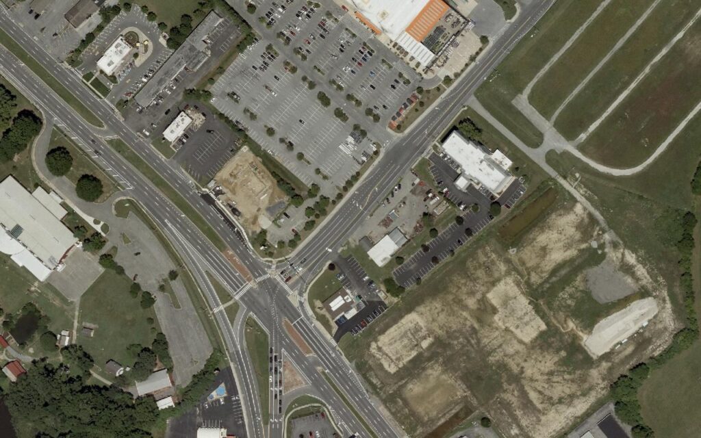 Aerial view of the area around 728 Leipsic Rd